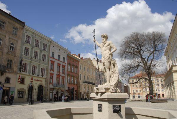 Romantic Apartment On Rynok Square With Air-Conditioning ลวีฟ ภายนอก รูปภาพ