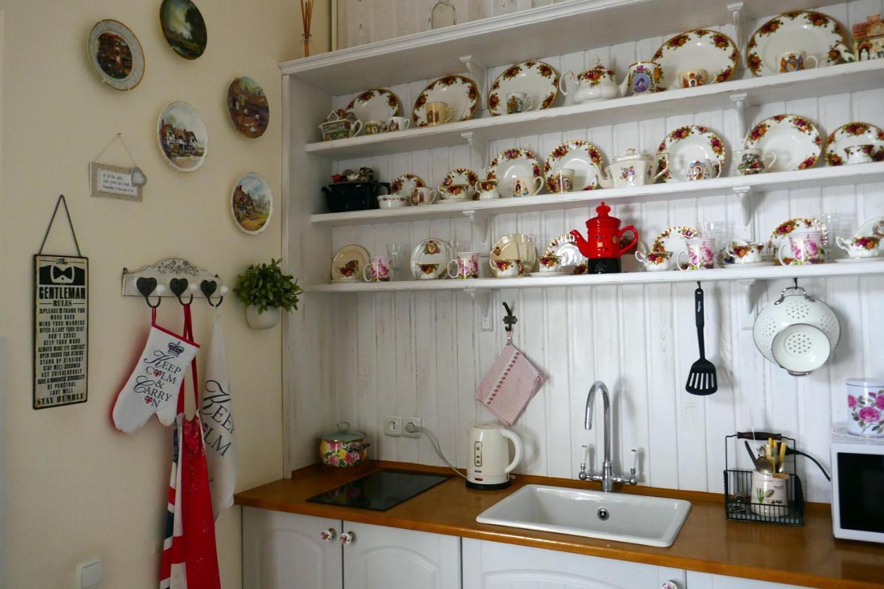Romantic Apartment On Rynok Square With Air-Conditioning ลวีฟ ภายนอก รูปภาพ